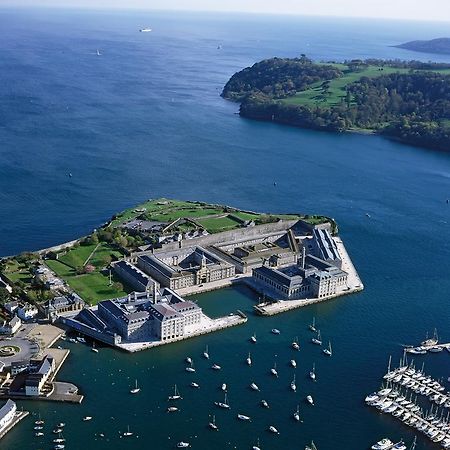 Buckingham Place At The Royal William Yard Плимът Екстериор снимка